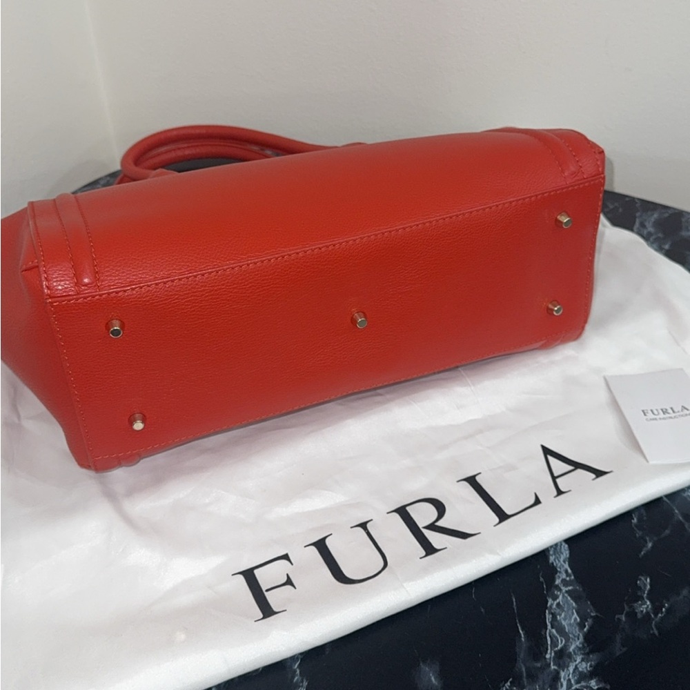 FURLA Hot Red Women's Large Handbag High Quality Leather Tote 100% AUTHENTIC NEW - Picture 8 of 11